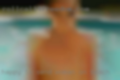 Happy to send face pic if woman on beach interested.