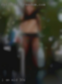 I am looking to cam and in mid 30s talk.