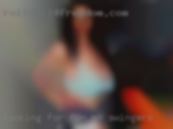 Looking MN swingers for fun, sexy   and fit chick.