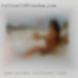 Open minded in Southeast Iowa sex pigs welcome.
